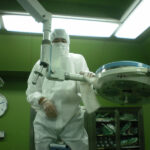 クリーンルーム清掃の様子2